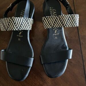 Italian Shoemakers Sandals 7.5M